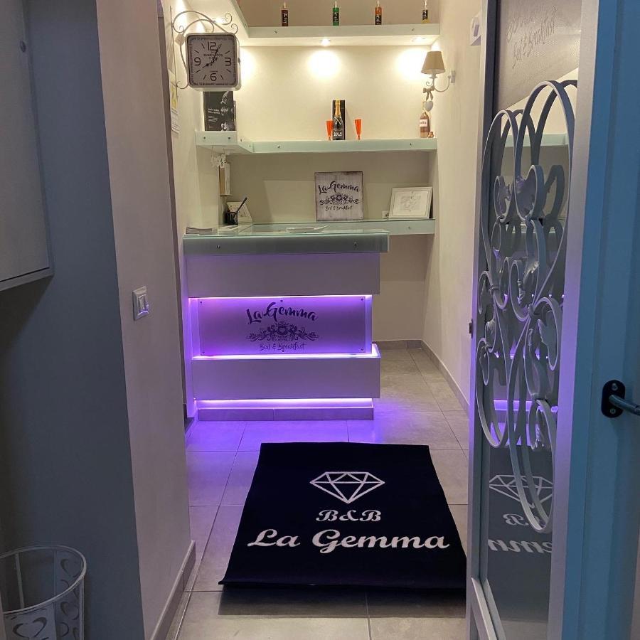 Beb La Gemma Bed and Breakfast Napoli Eksteriør billede