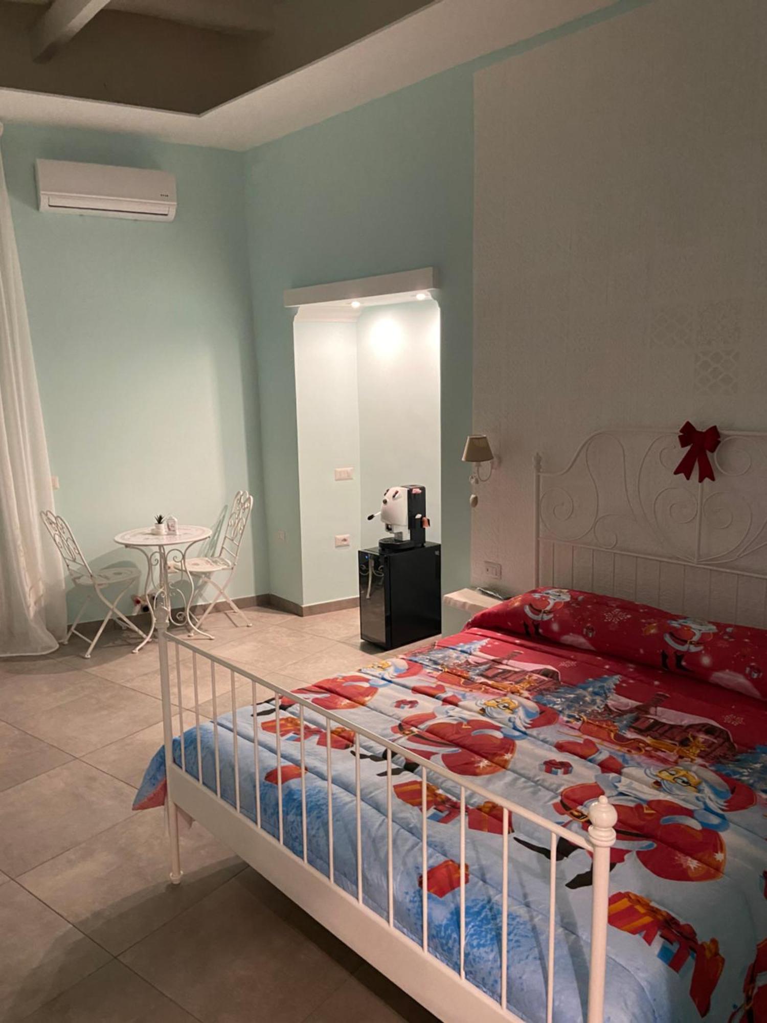 Beb La Gemma Bed and Breakfast Napoli Eksteriør billede